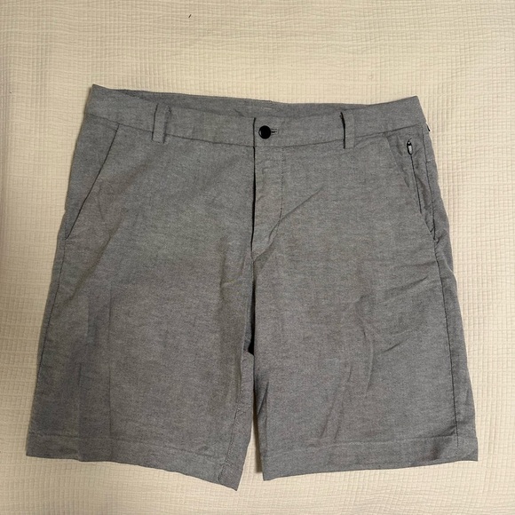 Lululemon Commission Short Chino Men’s Gray size 33 - Picture 1 of 3